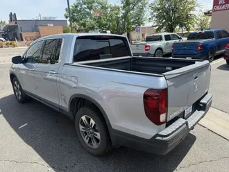 2019 Honda Ridgeline photo 5