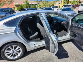 2019 Ford Fusion photo 3