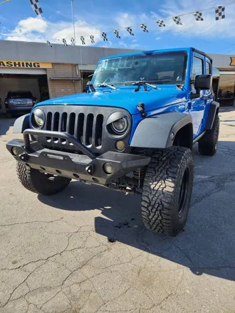 2012 Jeep Wrangler Unlimited photo 2