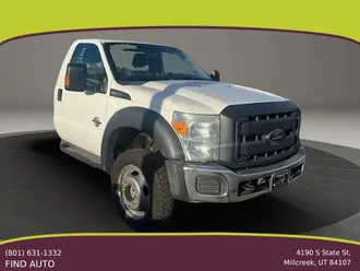 2016 Ford F550 Super Duty Chassis photo 2