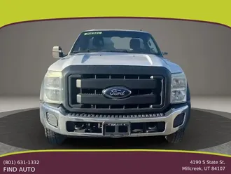 2016 Ford F550 Super Duty Chassis photo 3