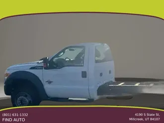 2016 Ford F550 Super Duty Chassis photo 5