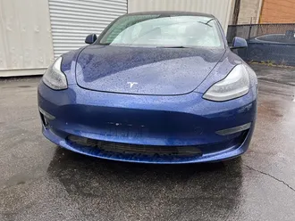 2022 Tesla Model 3 photo 2