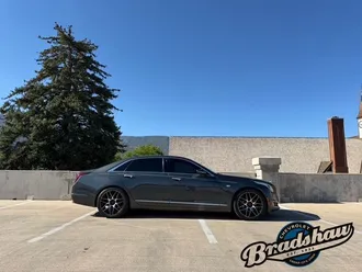 2017 Cadillac CT6 photo 3
