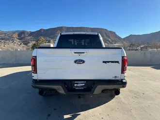2019 Ford F-150 photo 7