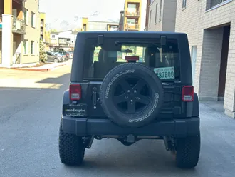 2012 Jeep Wrangler photo 3