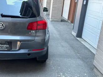2012 Volkswagen Tiguan photo 5