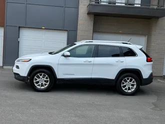 2014 Jeep Cherokee photo 2