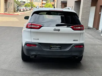 2014 Jeep Cherokee photo 4