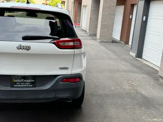 2014 Jeep Cherokee photo 6