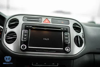 2011 Volkswagen Tiguan photo 6