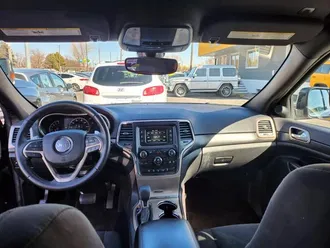 Grand Cherokee 12