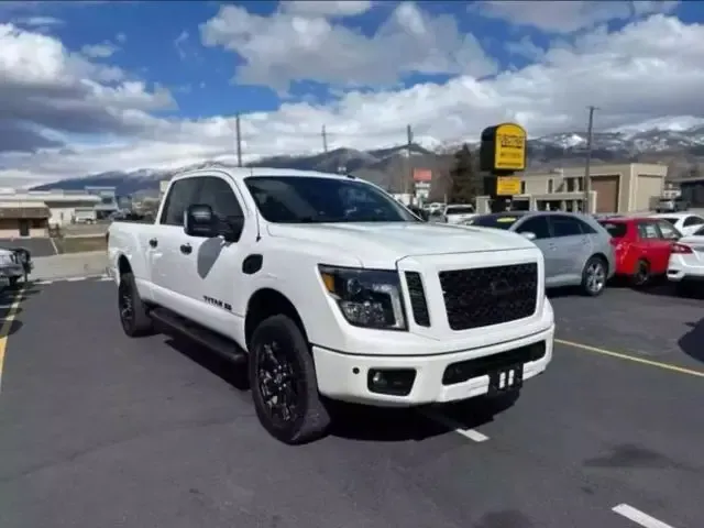2018 Nissan Titan