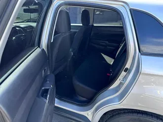 Outlander Sport 9