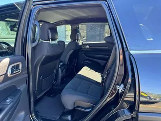 Grand Cherokee 23