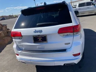Grand Cherokee 9