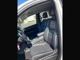Grand Cherokee 23