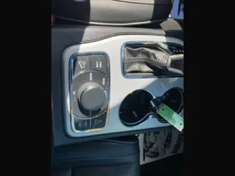 Grand Cherokee 29