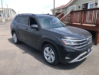 2021 Volkswagen Atlas photo 2