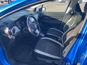 2021 Nissan Versa photo 3
