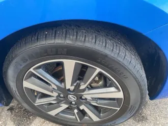 2021 Nissan Versa photo 6