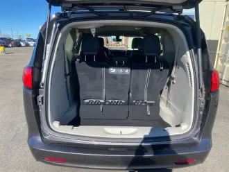 2021 Chrysler Voyager photo 7