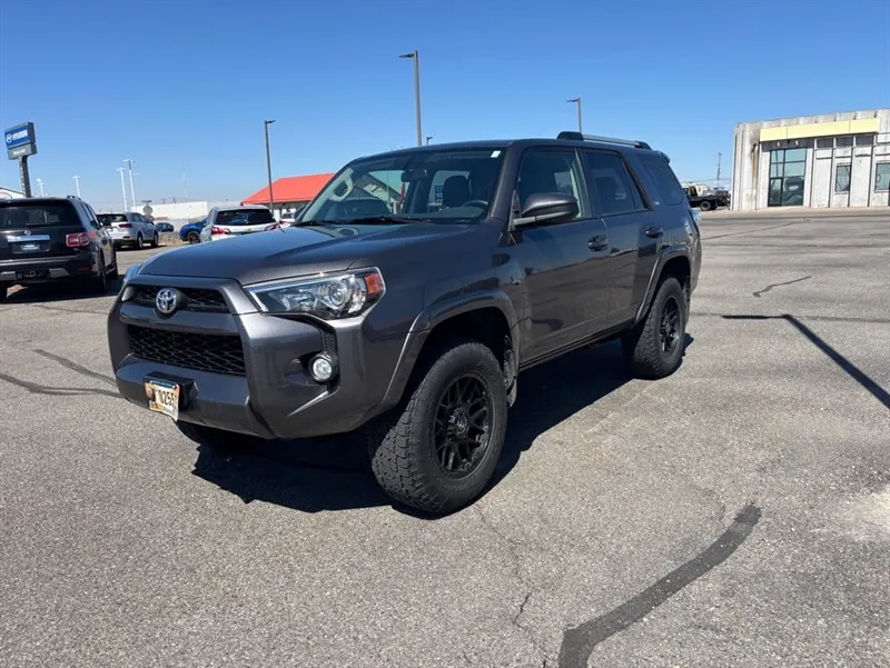 2019 Toyota 4Runner SR5