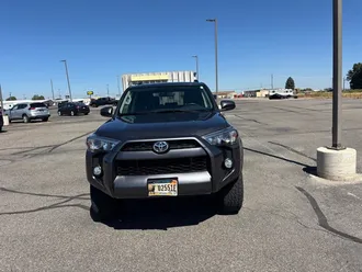 2019 Toyota 4Runner photo 2