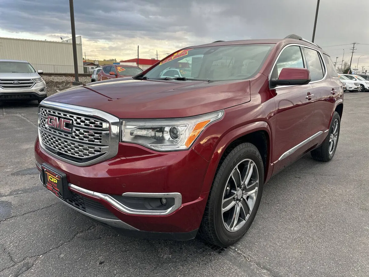 2017 GMC Acadia Denali 4x4 4dr SUV