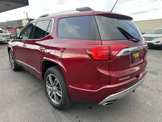 2017 GMC Acadia photo 4
