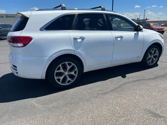 2016 Kia Sorento photo 2