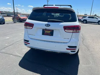 2016 Kia Sorento photo 3