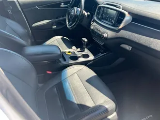2016 Kia Sorento photo 7