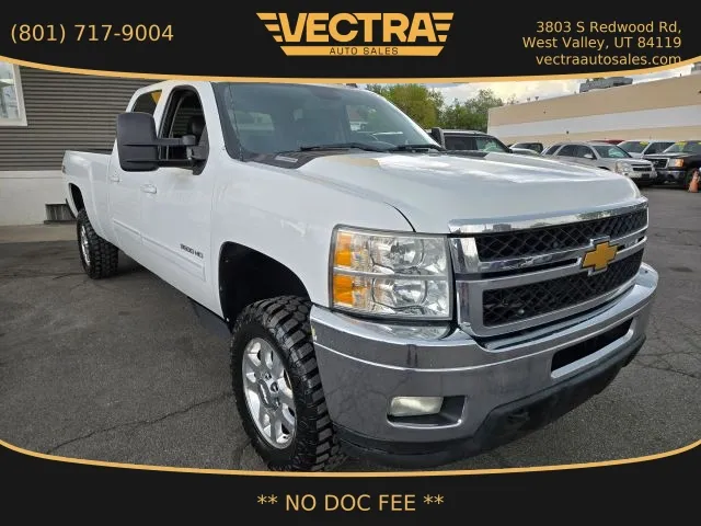 2013 Chevrolet Silverado 3500 HD Crew Cab LTZ Pickup 4D 8 ft