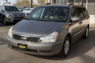 2012 Kia Sedona photo 3