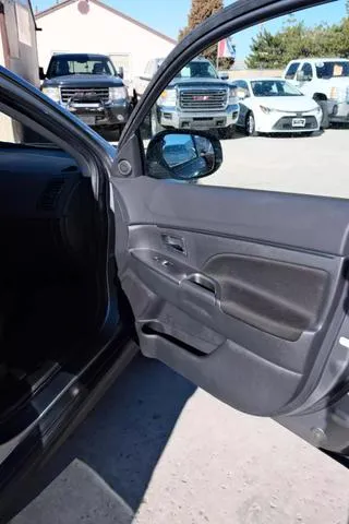 Outlander Sport 15