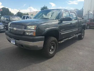 2004 Chevrolet Silverado 2500HD photo 2