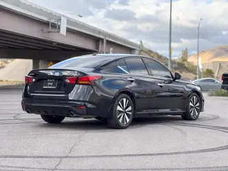 Altima 7