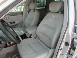 Azera 10