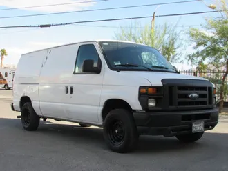 2011 Ford E-Series photo 2