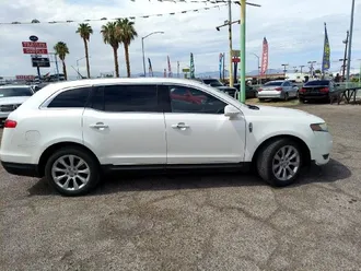 2014 Lincoln MKT photo 5