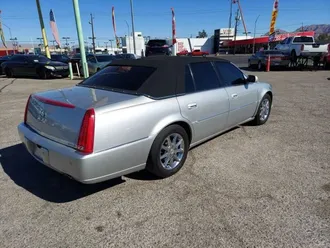 2010 Cadillac DTS photo 6