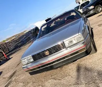 1987 Cadillac Allante photo 2