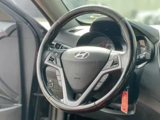 Veloster 12