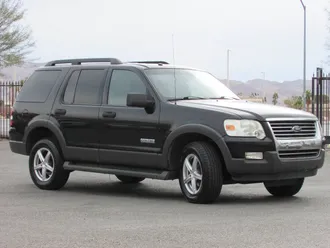 2006 Ford Explorer photo 2