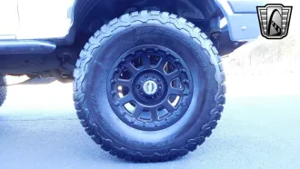 Bronco 25