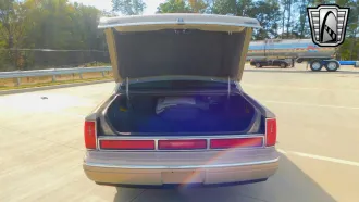 Town Car 20