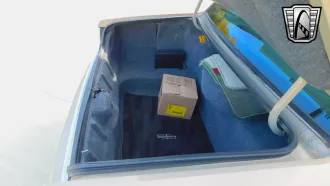 Town Car 22