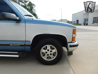 Suburban 13
