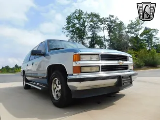 Suburban 14